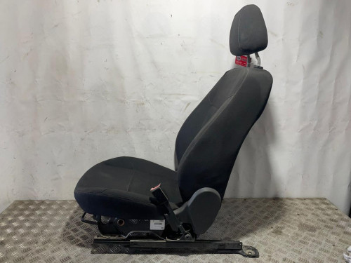 ASIENTO DELANTERO DERECHO 