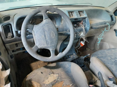 NISSAN TERRANO II (R20)