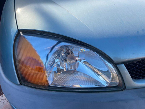  FORD FIESTA BERLINA (DX) 