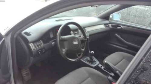 AUDI A6 BERLINA (4B2) — vehículo donante para recambios 