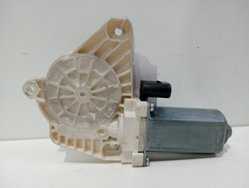  MOTOR ELEVALUNAS DELANTERO IZQUIERDO, MERCEDES-BENZ, CLASE A (BM 169) 