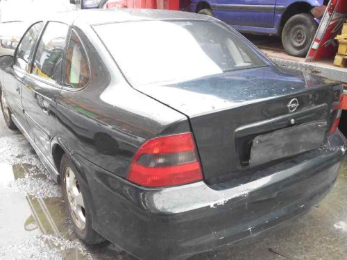  OPEL VECTRA B BERLINA 