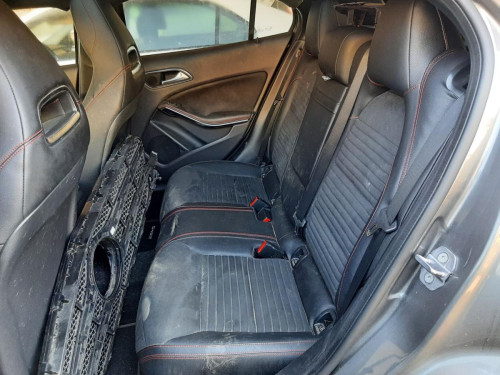  MERCEDES-BENZ CLASE GLA (BM 156) 