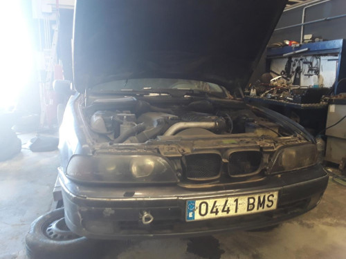  BMW SERIE 5 TOURING (E39) 