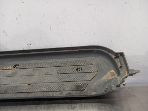  FALDON LATERAL MERCEDES-BENZ VITO BASIC-KOMBI (639) 