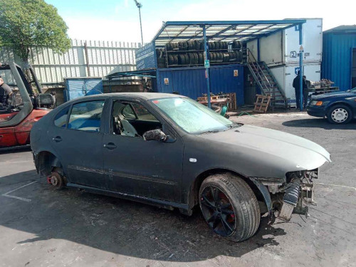 SEAT LEON (1M1) — автомобиль-донор на запчасти 