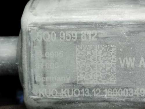  MOTOR ELEVALUNAS TRASERO DERECHO VOLKSWAGEN GOLF VII (5G1/BE1) 