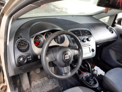 SEAT TOLEDO (5P2)