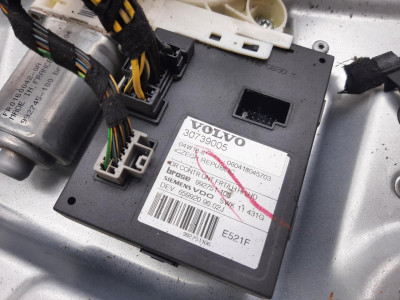 ELEVALUNAS DELANTERO IZQUIERDO, VOLVO, V50 FAMILIAR