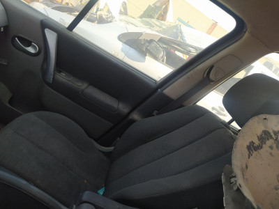 CINTURON SEGURIDAD DELANTERO DERECHO