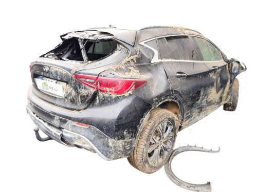  INFINITI QX30 