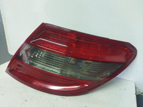 PILOTO TRASERO DERECHO Mercedes-Benz CLASE C (BM 204) BERLINA 