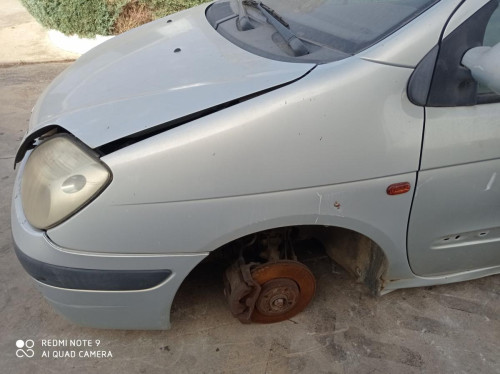 ALETA DELANTERA IZQUIERDA Renault Scenic I (JA...)(1999->) Renault Scenic I (JA...)(1999->) 