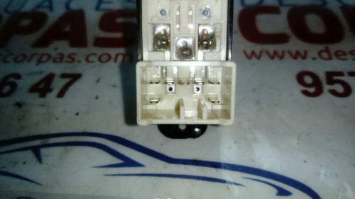  MANDO ELEVALUNAS TRASERO DERECHO HYUNDAI TERRACAN (HP) 