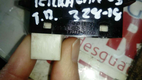  MANDO ELEVALUNAS TRASERO DERECHO HYUNDAI TERRACAN (HP) 