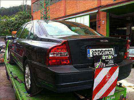  VOLVO S80 BERLINA 