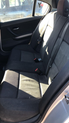 BMW SERIE 3 BERLINA (E90) — vehículo donante para recambios 