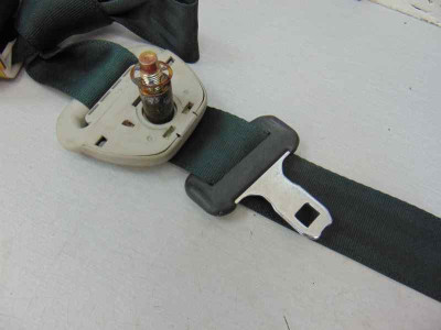 CINTURON SEGURIDAD TRASERO IZQUIERDO, TOYOTA, COROLLA VERSO (R1)