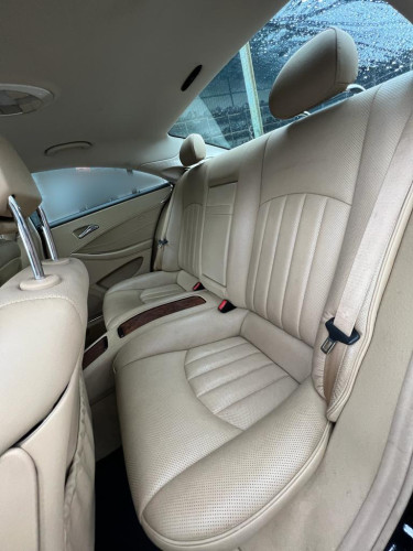 MERCEDES-BENZ CLS (BM 219) — vehículo donante para recambios 