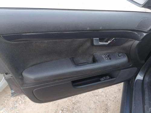 AUDI A4 BERLINA (8E) — Donor Vehicle for Used Parts 