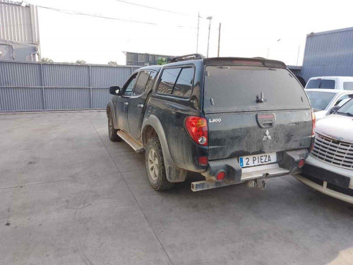 MITSUBISHI L200 (KA0/KB0) — vehículo donante para recambios 