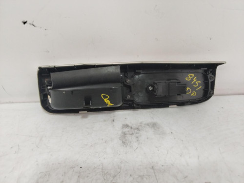 MANDO ELEVALUNAS DELANTERO DERECHO VOLVO V50 FAMILIAR 