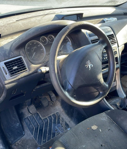 PEUGEOT 307 BERLINA (S2) — автомобиль-донор на запчасти 