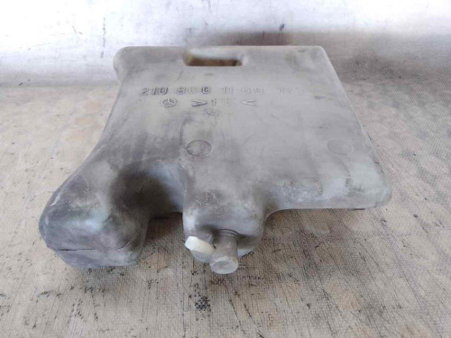 DEPOSITO LIMPIA MERCEDES-BENZ CLASE E (BM 210) BERLINA 