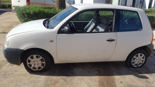 Seat Arosa (6H1)(1997->) — vehículo donante para recambios 