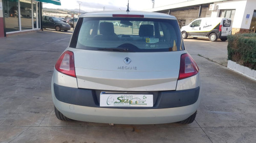 Renault Megane II Berlina 3P (10.2002->) — автомобиль-донор на запчасти 
