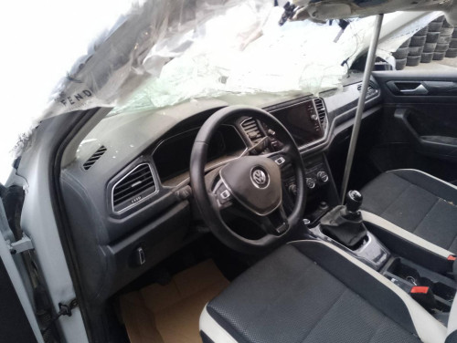 VOLKSWAGEN T-ROC (A11) — vehículo donante para recambios 