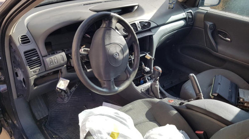  Renault Laguna II (BG0)(2001->) SIN IDENTIFICAR 