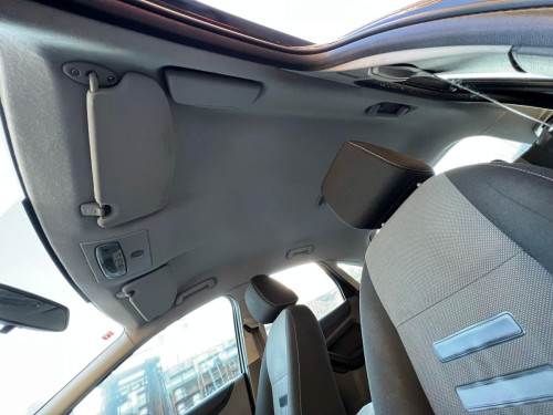  FORD FOCUS BERLINA (CB4) 