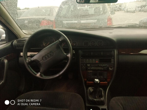  AUDI A6 BERLINA (C4) 