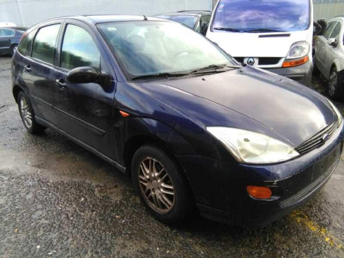  FORD FOCUS BERLINA (CAK) 