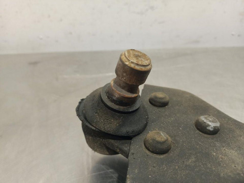  BRAZO SUSPENSION INFERIOR DELANTERO DERECHO Mercedes-Benz VITO BASIC-KOMBI (639) 