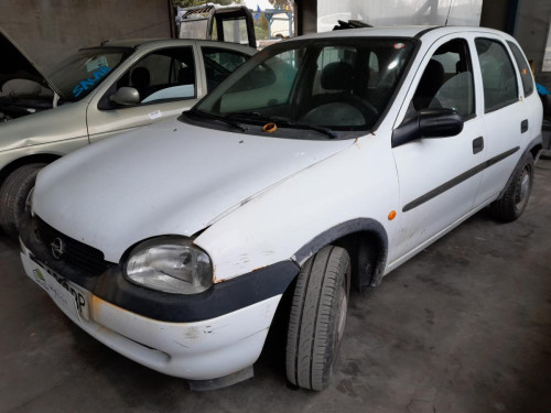  OPEL CORSA B 