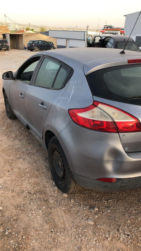 RENAULT MEGANE III BERLINA 5P — автомобиль-донор на запчасти 