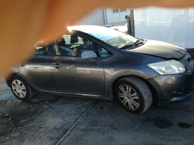TOYOTA AURIS (E15)