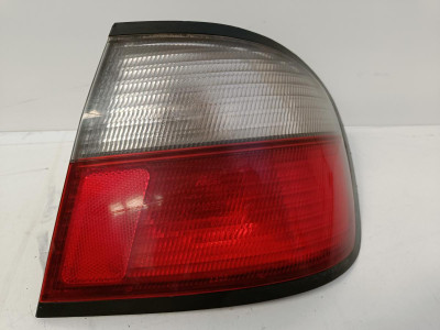 PILOTO TRASERO DERECHO, NISSAN, PRIMERA BERLINA (P11)