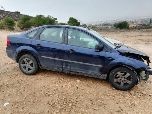 FORD FOCUS BERLINA (CAP) — Donor Vehicle for Used Parts 
