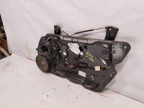 ELEVALUNAS DELANTERO DERECHO Volkswagen PASSAT BERLINA (3C2) 