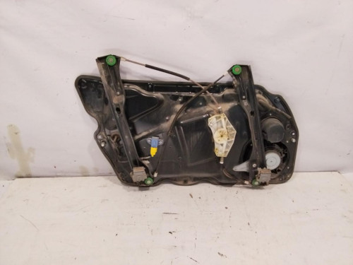 ELEVALUNAS DELANTERO DERECHO Volkswagen PASSAT BERLINA (3C2) 