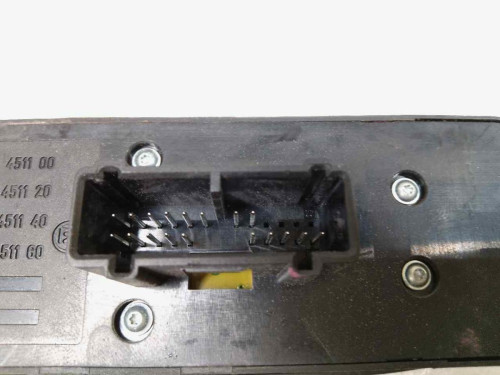 MANDO ELEVALUNAS DELANTERO IZQUIERDO Volvo S40 BERLINA 