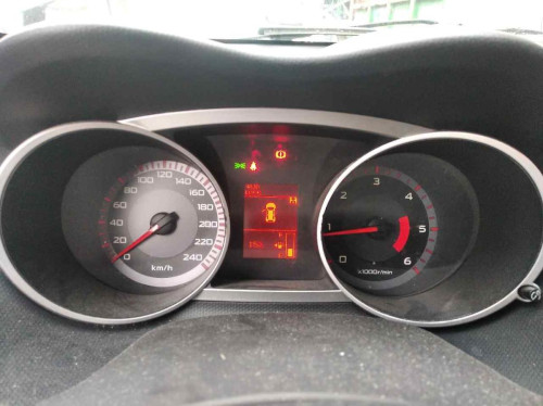  MITSUBISHI OUTLANDER (CW0) 