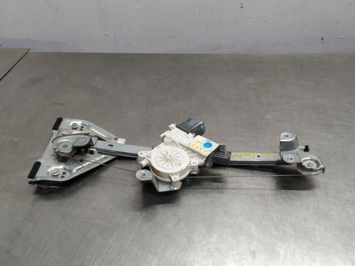  ELEVALUNAS TRASERO DERECHO CADILLAC STS 