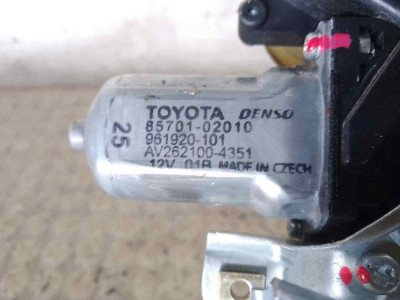 ELEVALUNAS DELANTERO DERECHO, TOYOTA, AURIS (E18)