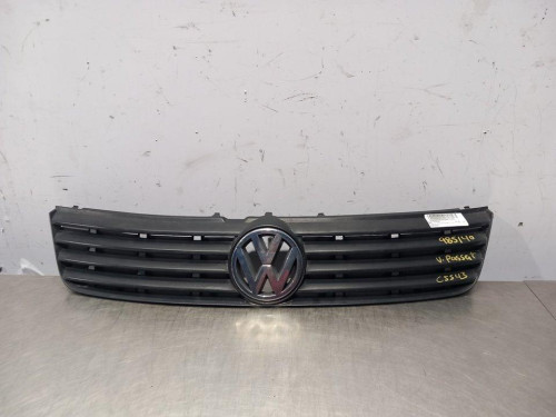  REJILLA DELANTERA VOLKSWAGEN PASSAT BERLINA (3B2) 