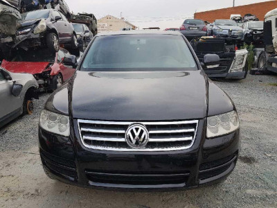 VOLKSWAGEN TOUAREG (7LA)