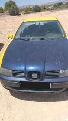 SEAT LEON (1M1)